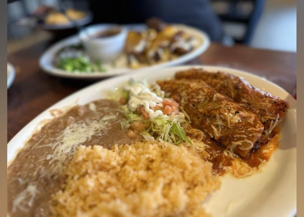 Linda Patria Restaurant 2