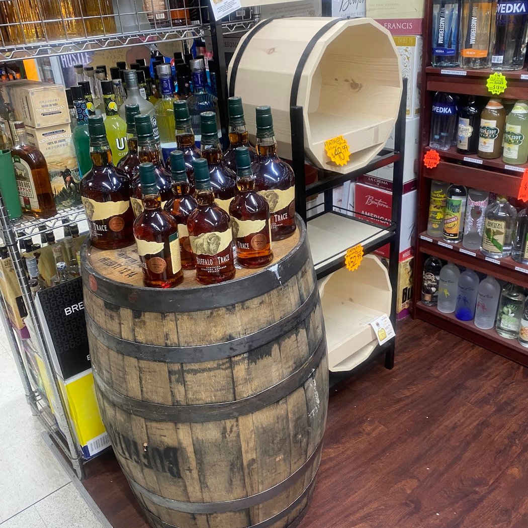 Masoods Liquor & Deli 3