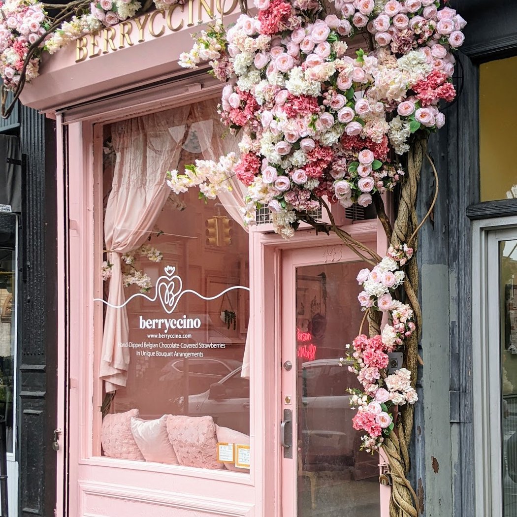 Berryccino - Edible Chocolate Covered Strawberry Boutique 2