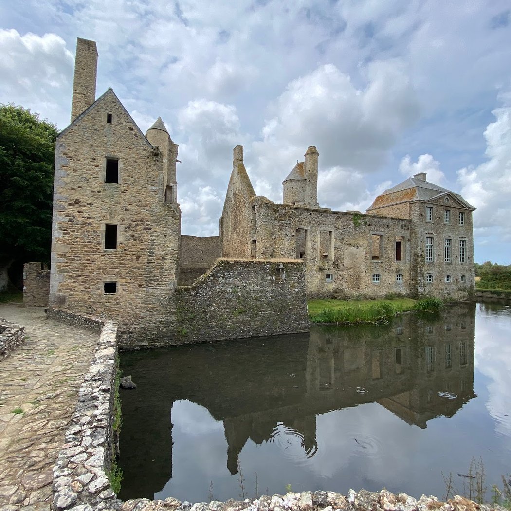 Gratot Castle 3