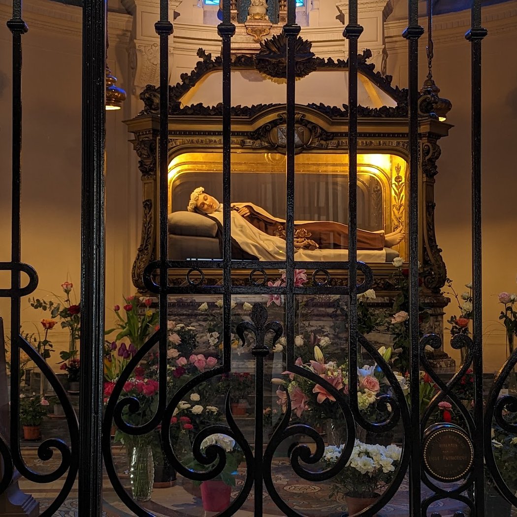 Sanctuary of Lisieux 3