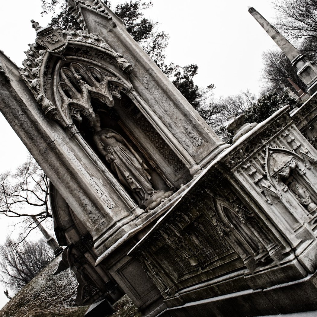 Grave of Charlotte Canda 3