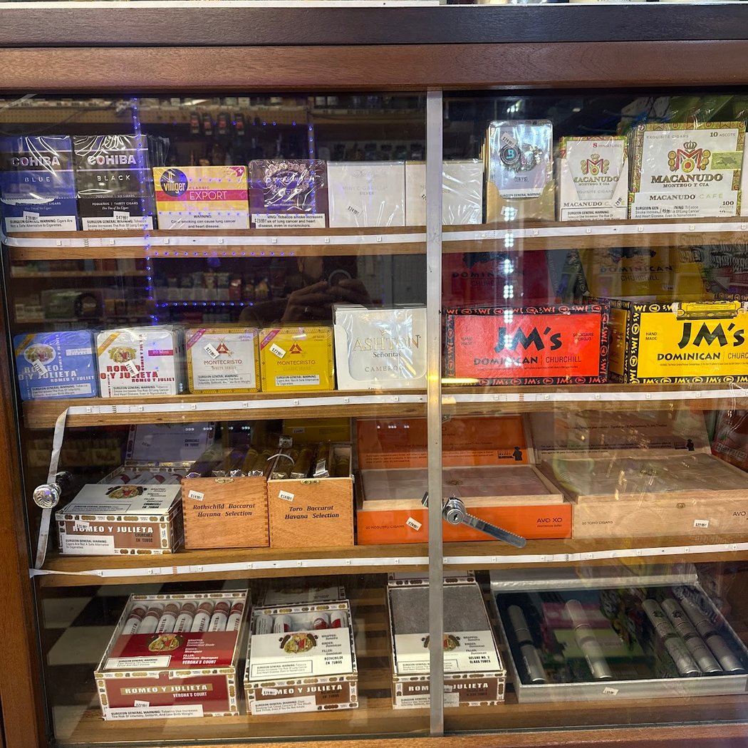 Broadway Cigars & Liquors 1