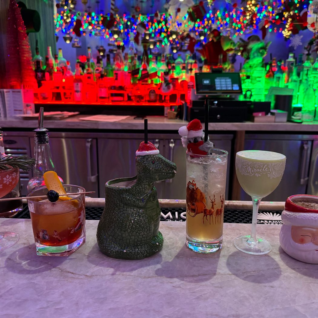 Santa Barbara Christmas in July Bar Crawl 3
