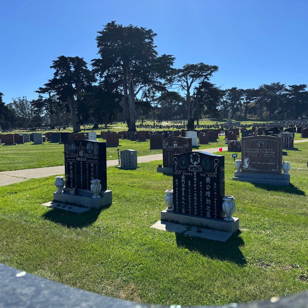 Woodlawn Funeral Home & Memorial Park 3