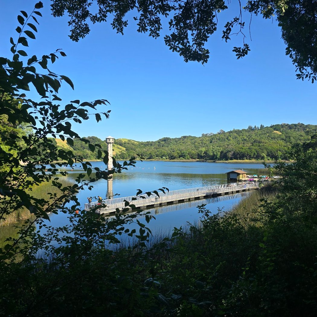 Lafayette Reservoir Visitor Center Boat Rental 2