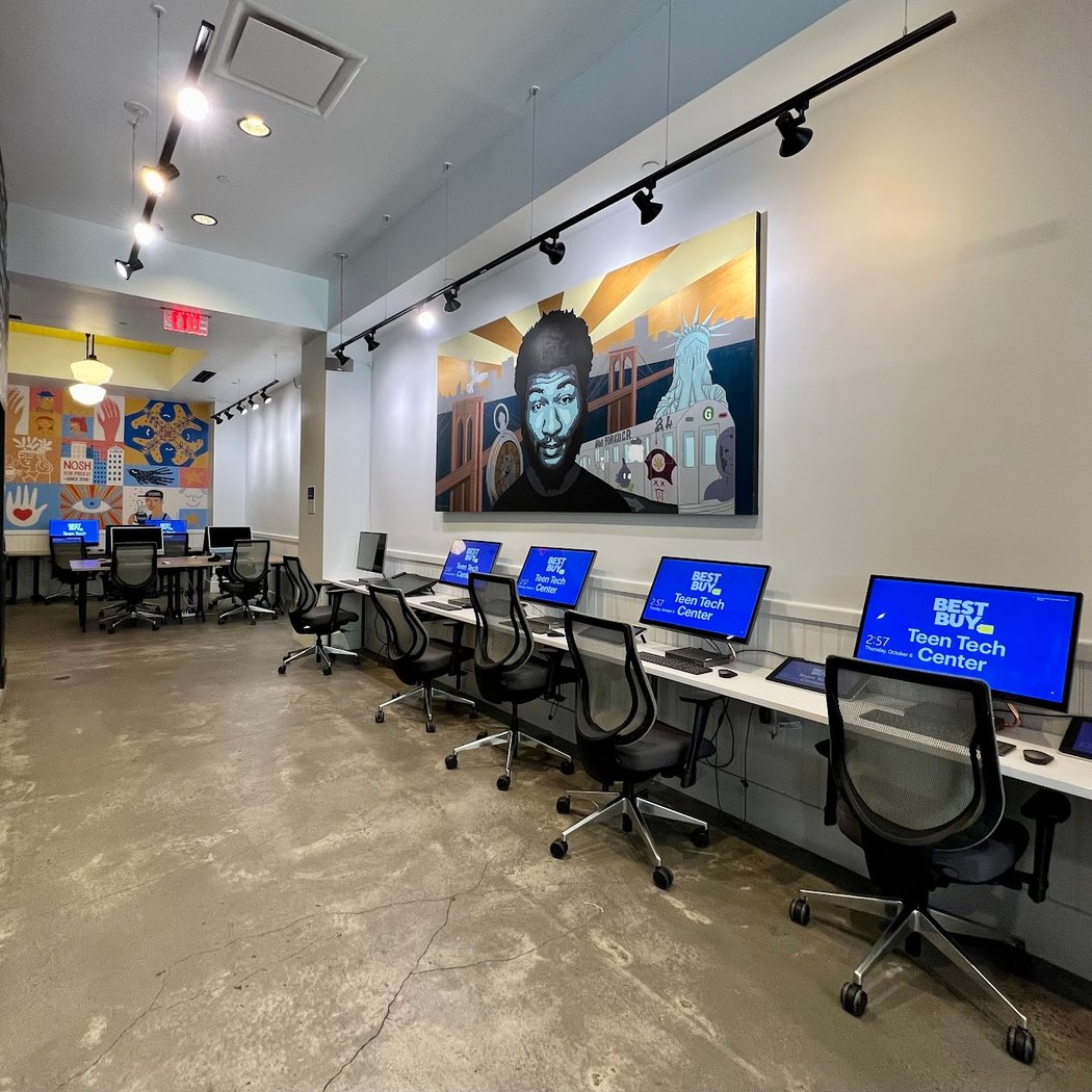 Best Buy Teen Tech Center 3