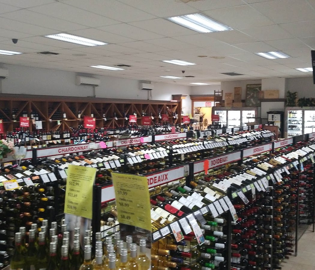 Liquor Town & Fine Wines 3