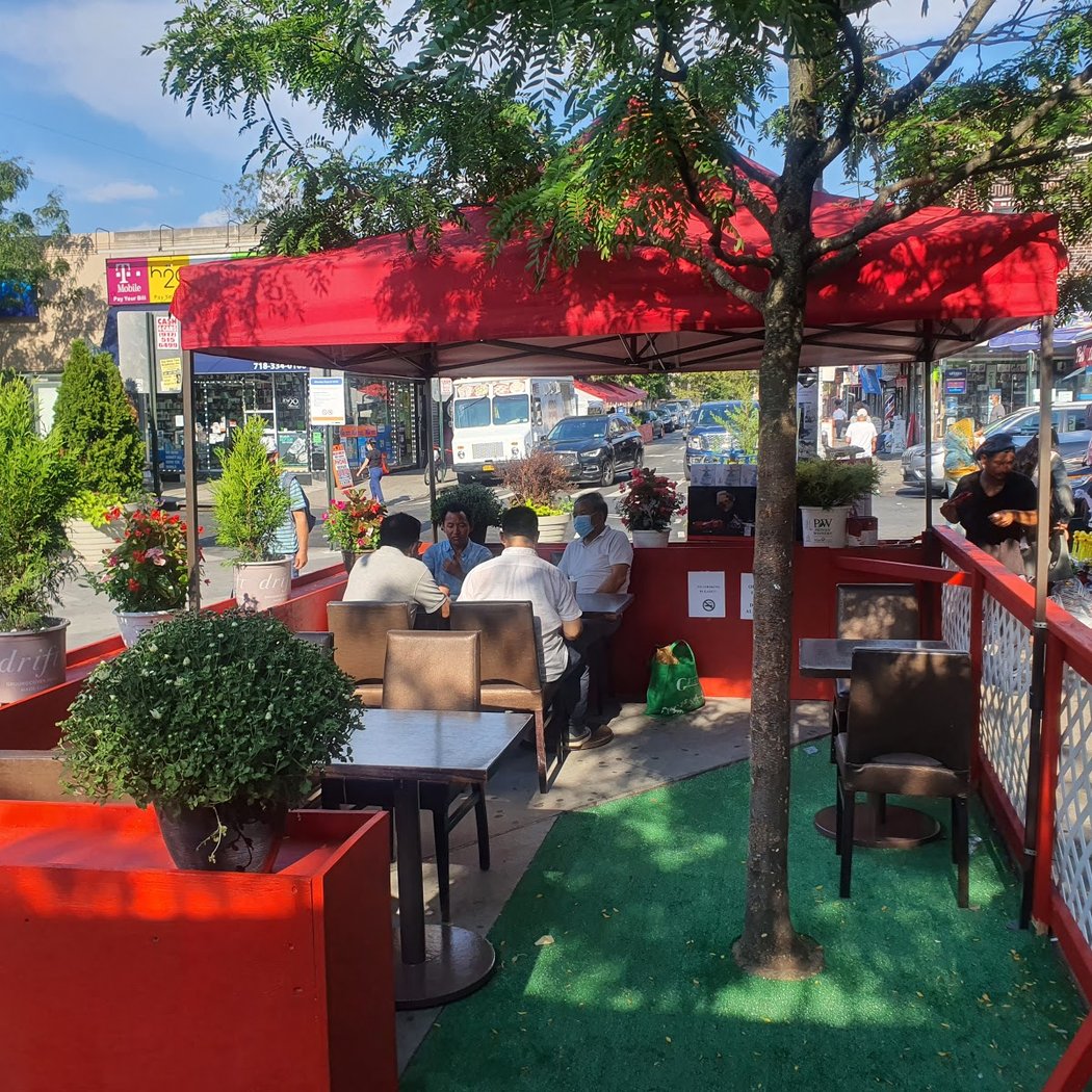 Delhi Heights Indian Restaurant 3