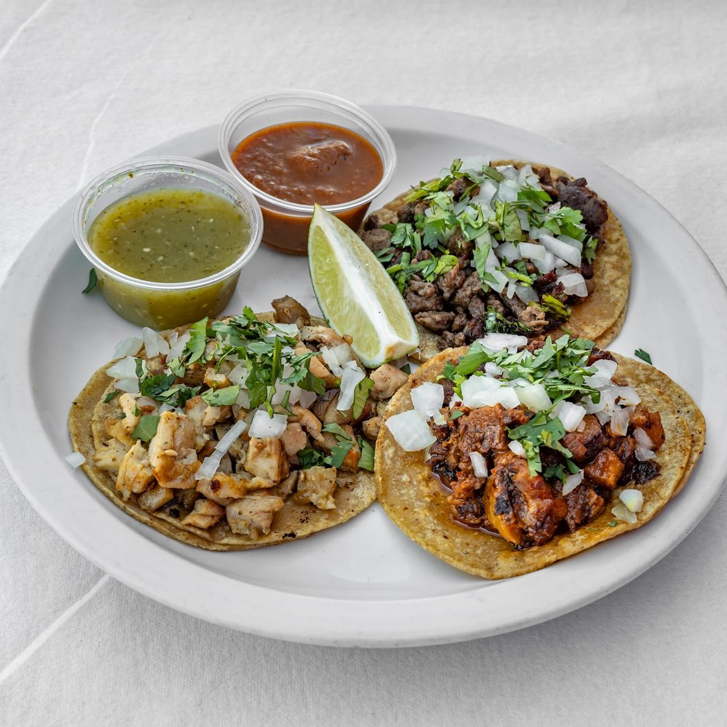 Tasty Sinaloa food truck 3