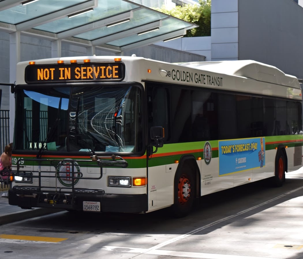 Golden Gate Transit 2