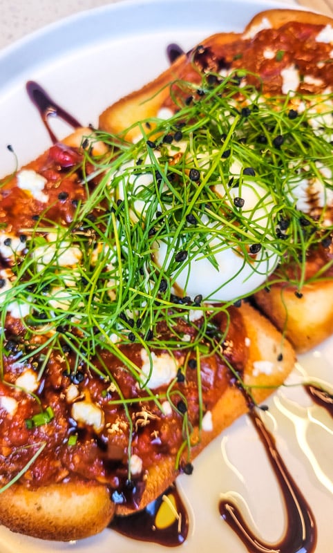 In Common NYC - A Breakfast & Brunch Restaurant 3