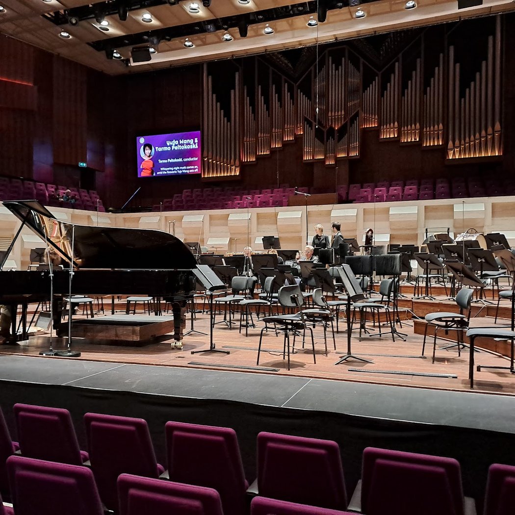 Michael Gordon, David Lang, and Julia Wolfe: Shelter 3