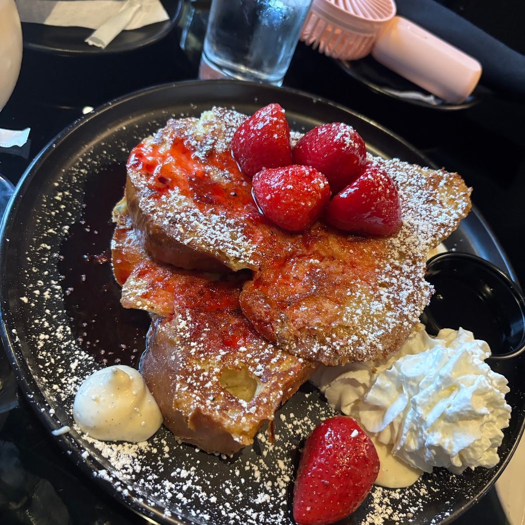 32 North 3