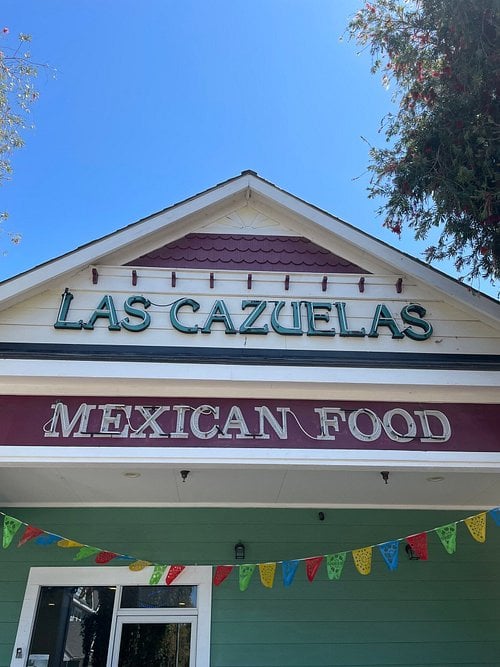 Las Cazuelas Restaurant 2