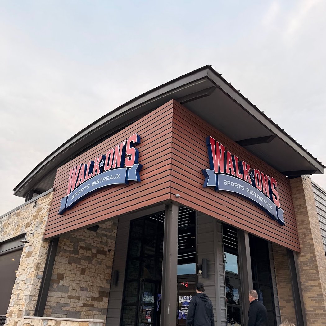 Walk-On's Sports Bistreaux - The Colony Restaurant 3