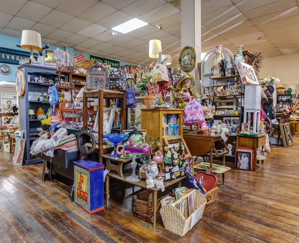 Rancho Co-Op Vintage Mall 1