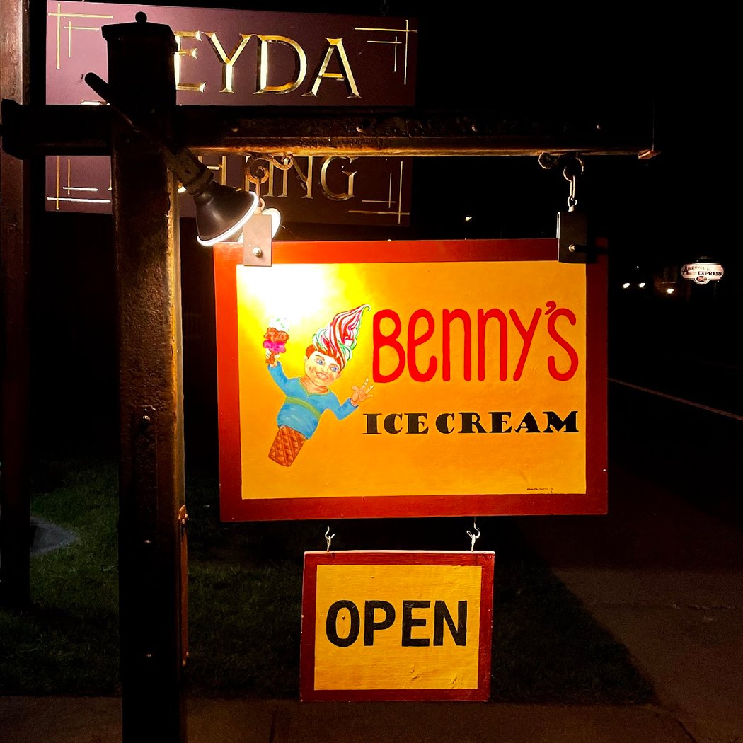 Benny's Ice Cream 3