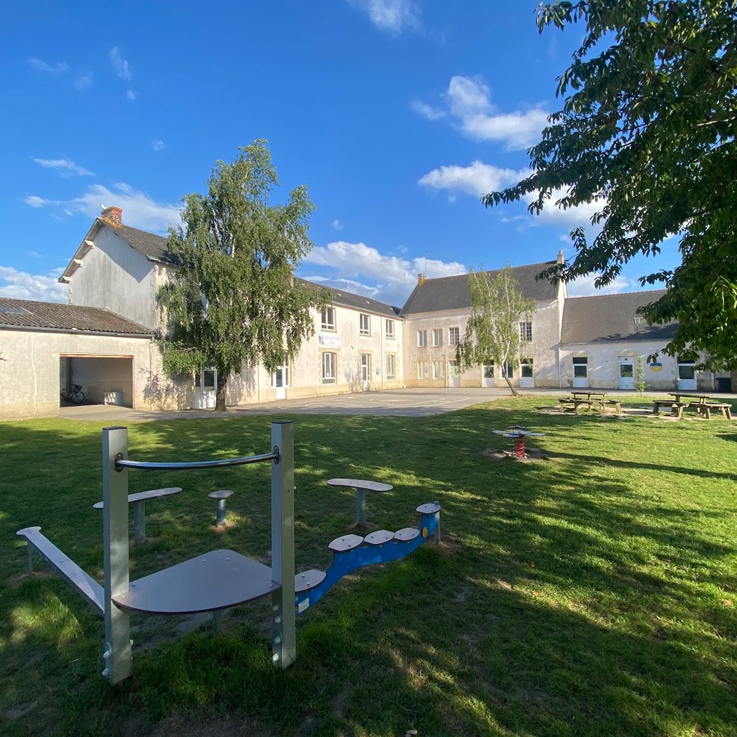 Vide-greniers de l'école Saint-Joseph de Méan 2