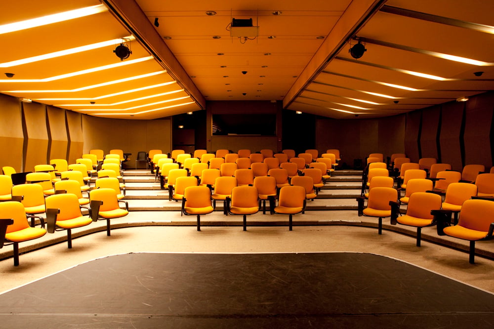 Nuit Blanche 2025 : du cinéma expérimental aux Mains d'Œuvres 1