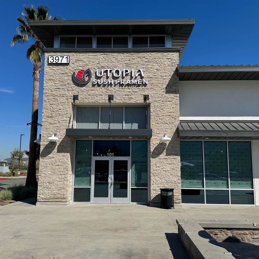 Utopia Sushi & Ramen 2