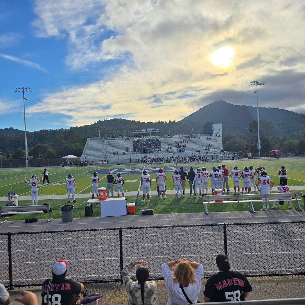 Marin Catholic vs San Marin - Boys Varsity Football