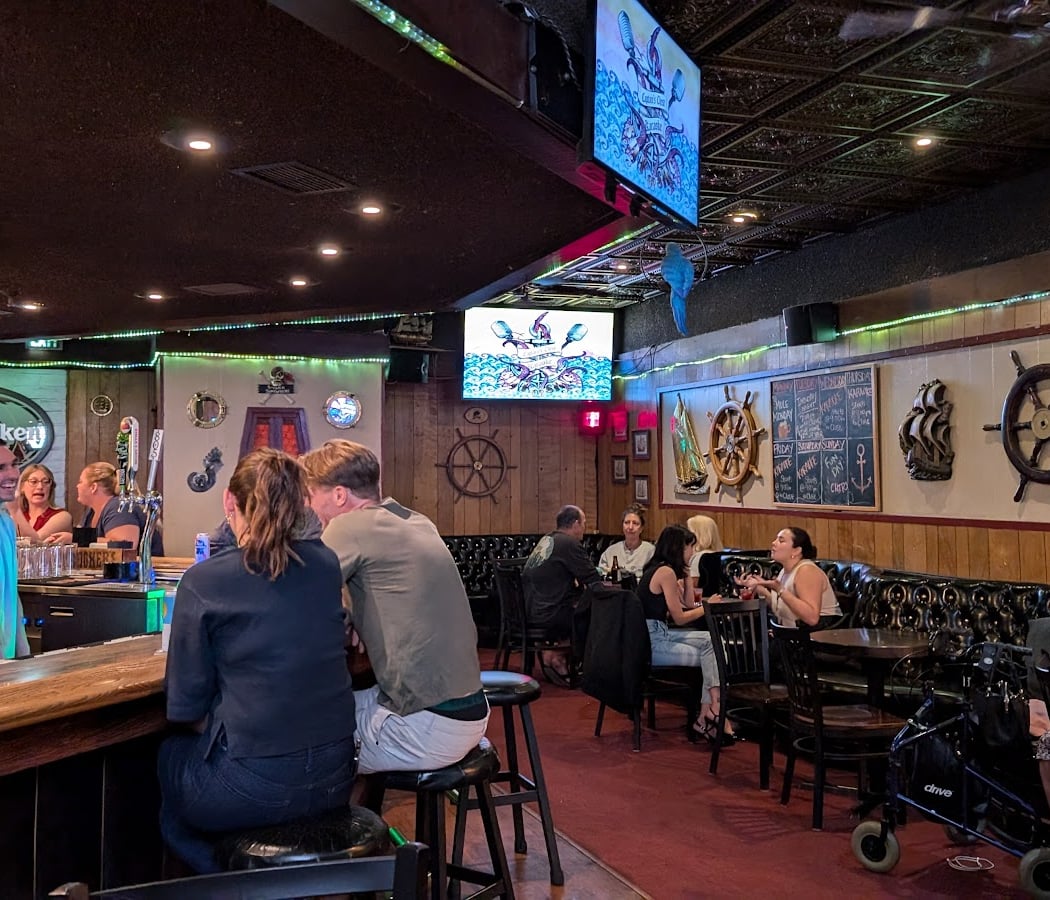 Themed Nights and Live Music 1