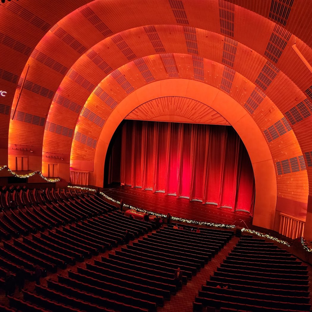 Christmas Spectacular starring the Radio City Rockettes 3