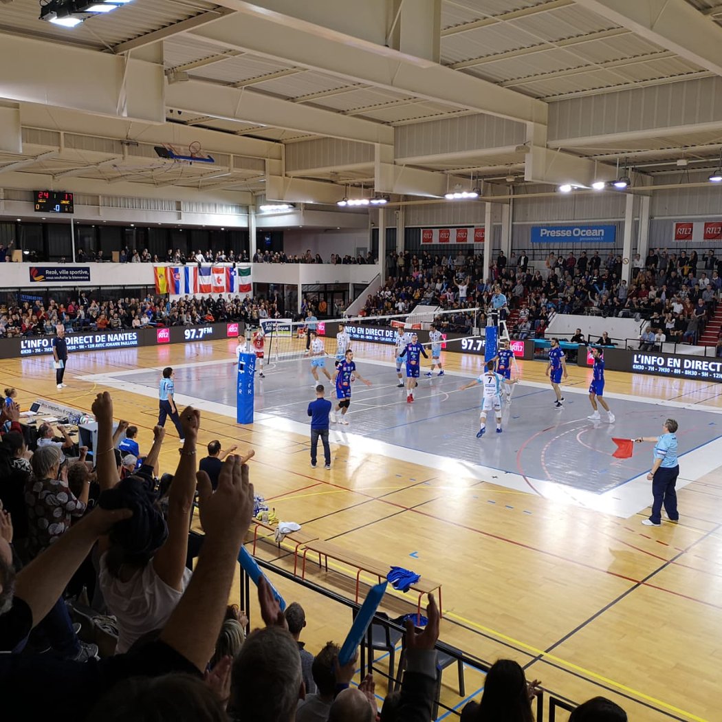Gymnase Arthur DUGAST 2