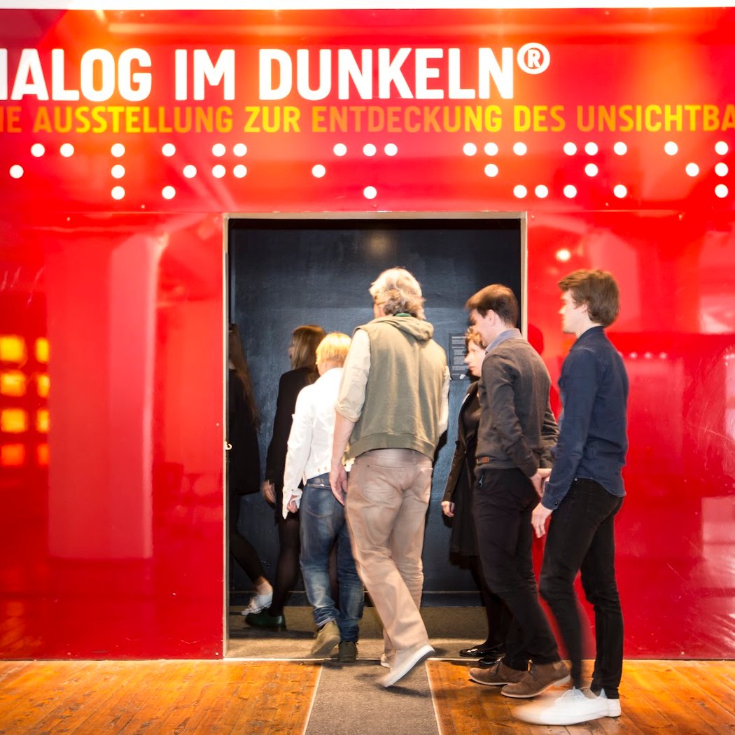 Dialog im Dunkeln 1