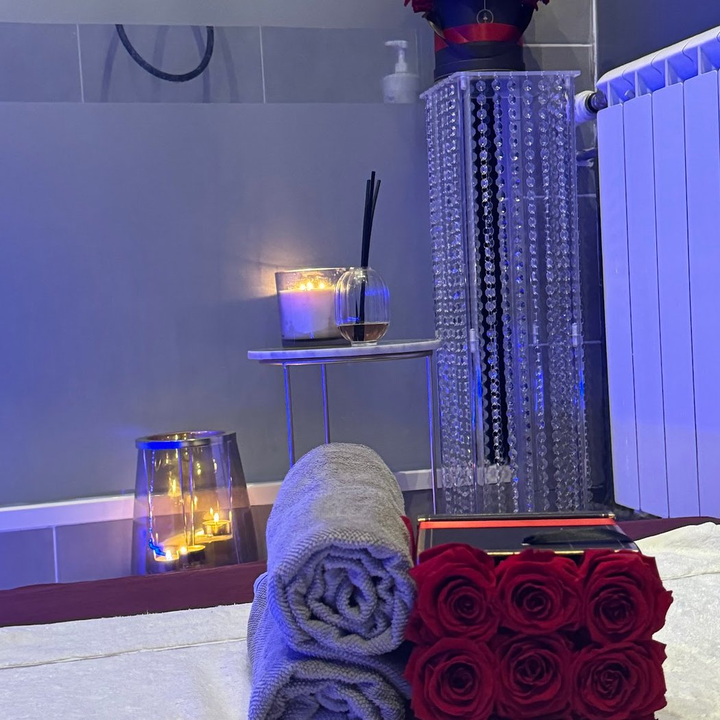Salon Massage Floral - Paris 75015 3