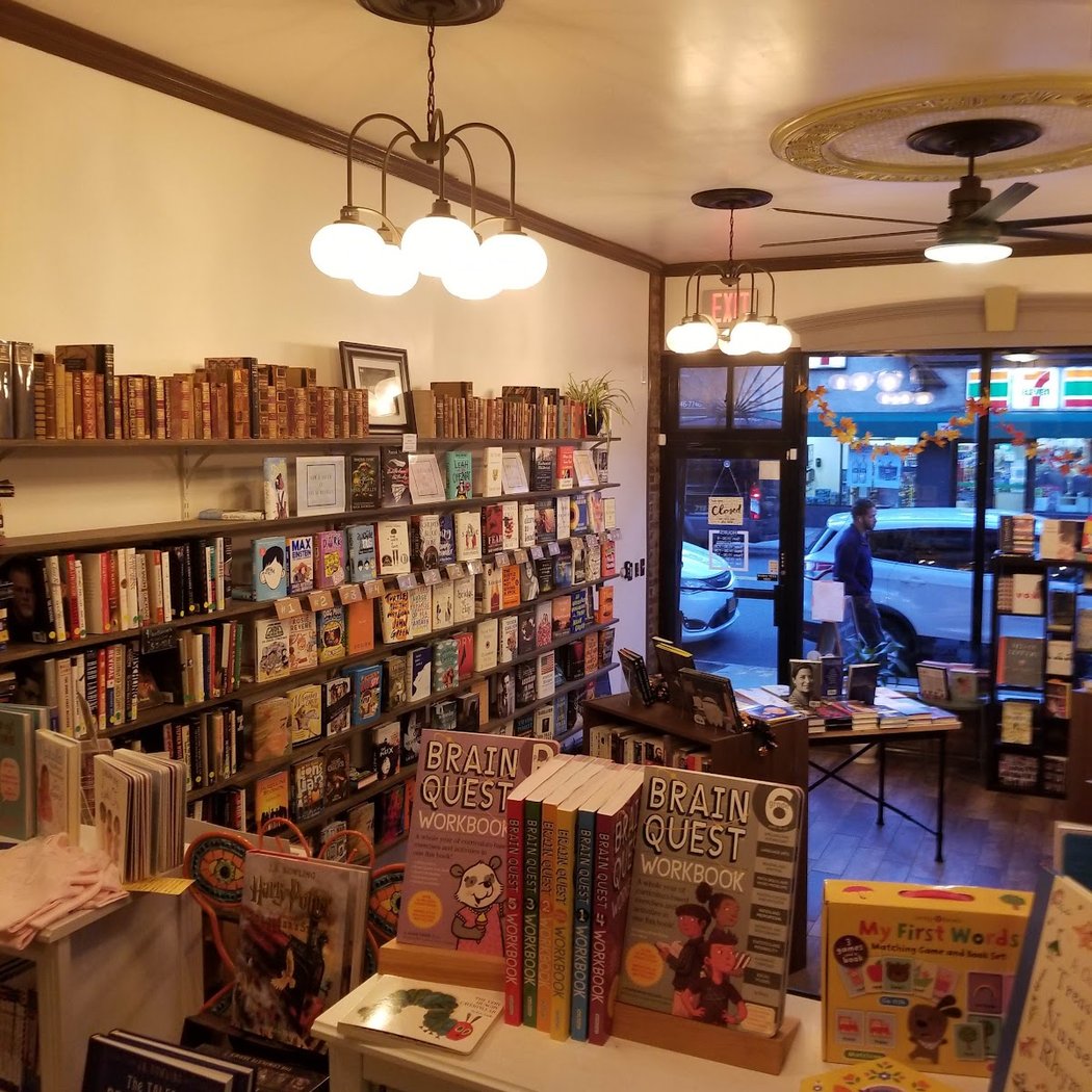 Books & Martinis Live: Khaya Fraites 3
