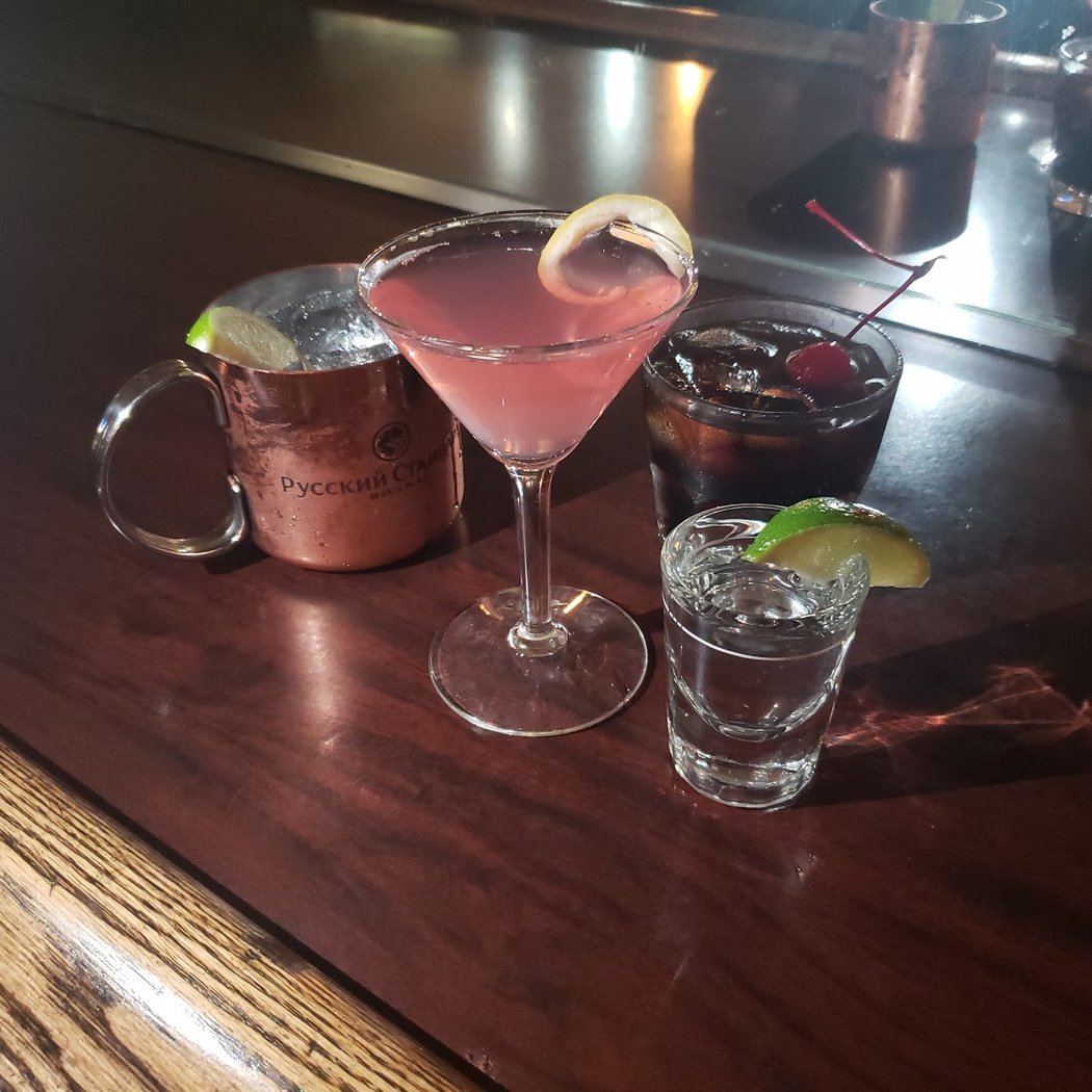 Viking Cocktail Lounge 3
