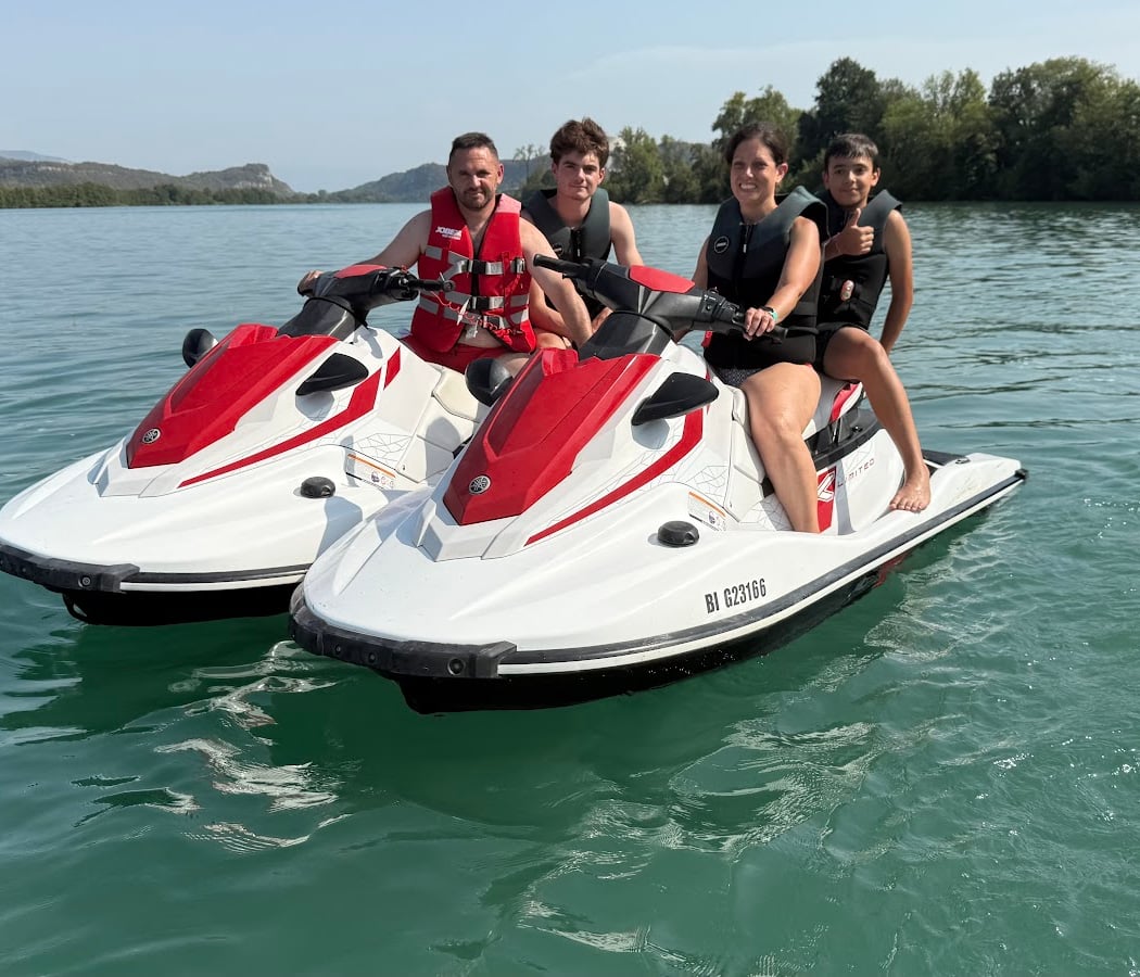 Prod'Jet Jet ski rental and Flyboard Rhone Alps 4