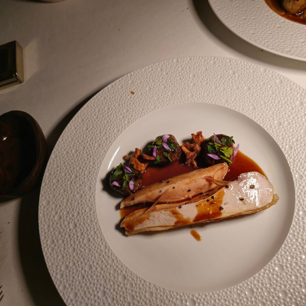 Louroc Restaurant 2