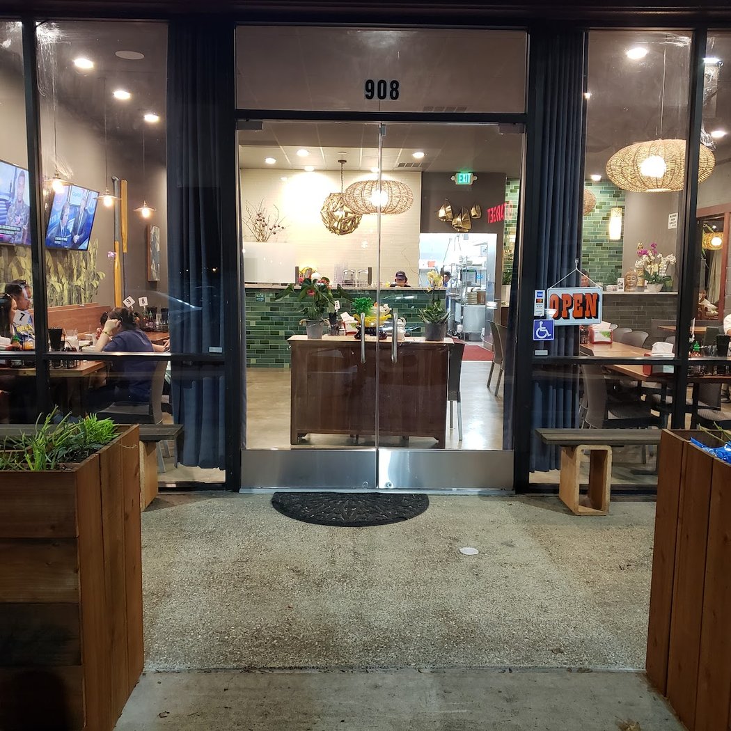 Pho Vallejo Noodle House 2