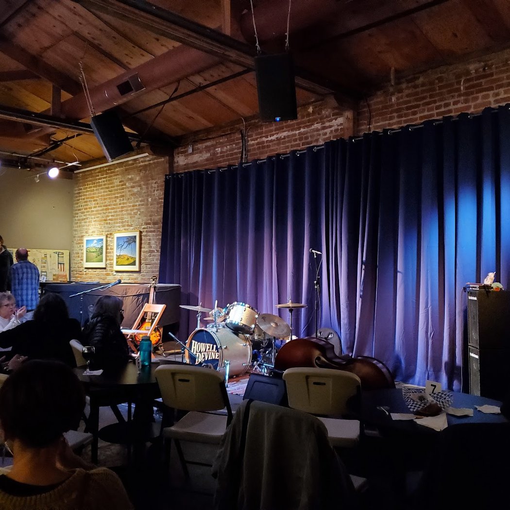 Natalie Cressman & Ian Faquini Concert 4