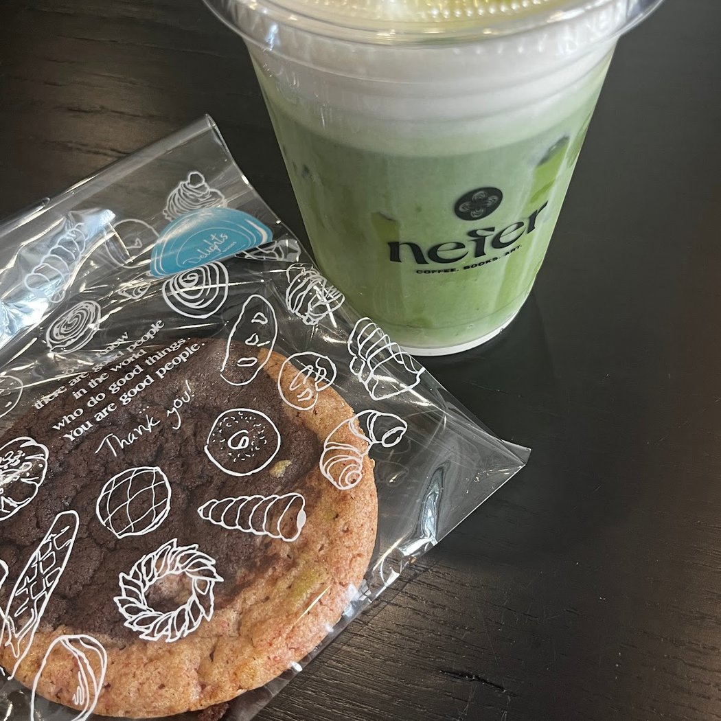 Nefer Bookcafe´