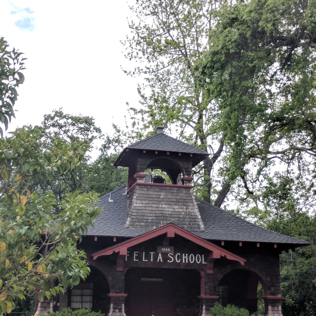 Old Felta Schoolhouse 3