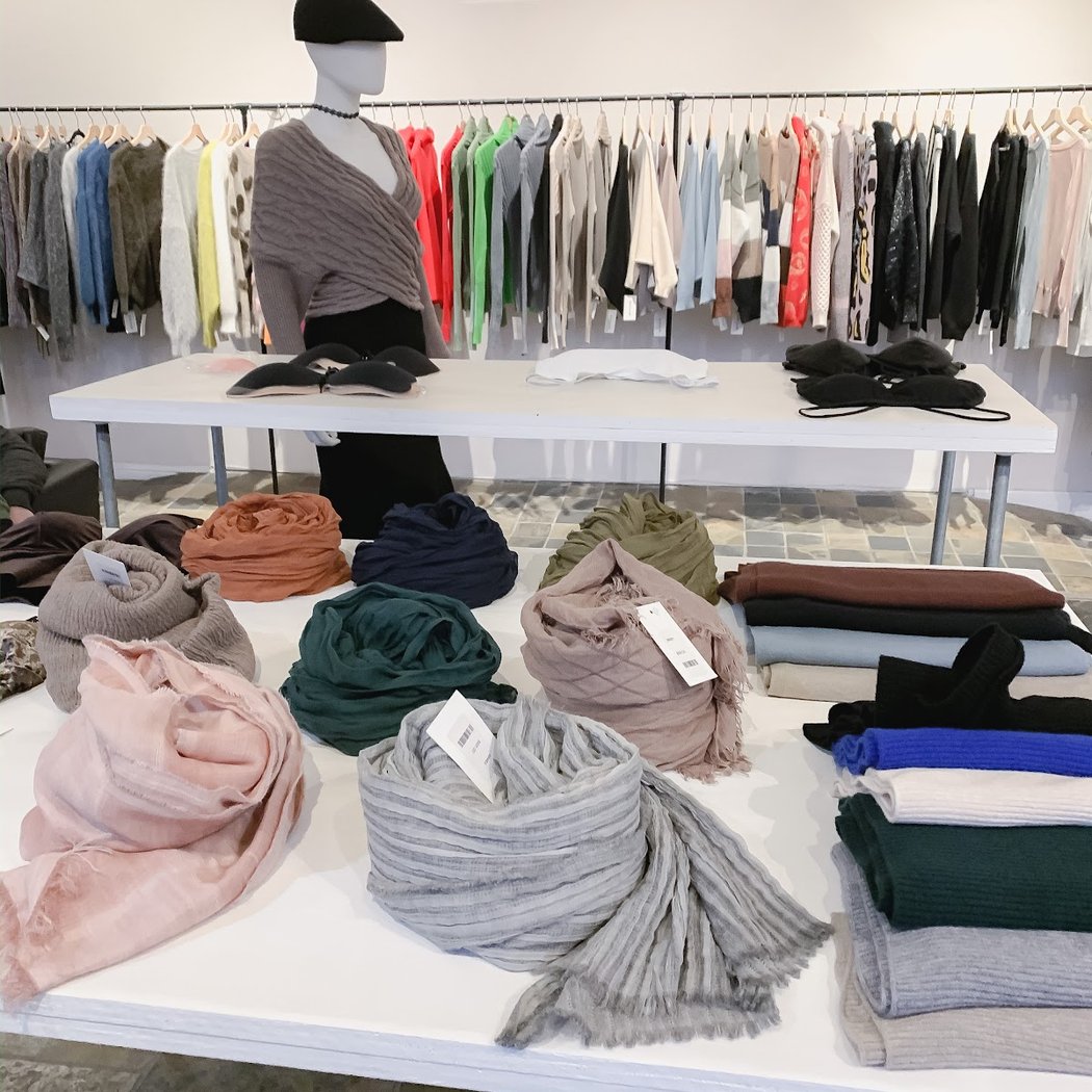 Baciami Boutique 1