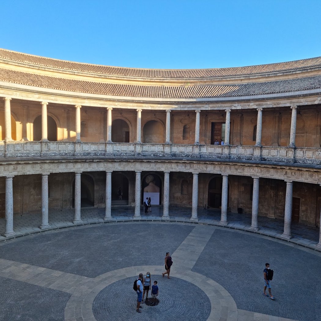 Palace of Charles V 2