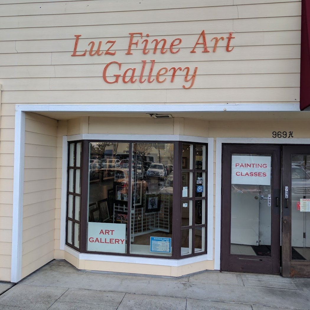 Luz Fine Art Gallery 2