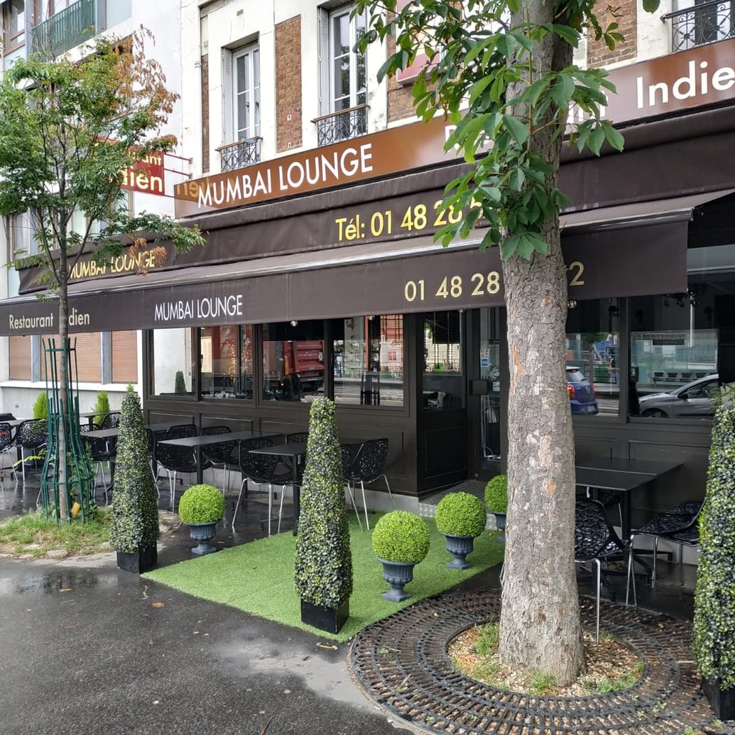 Mumbai Lounge 2