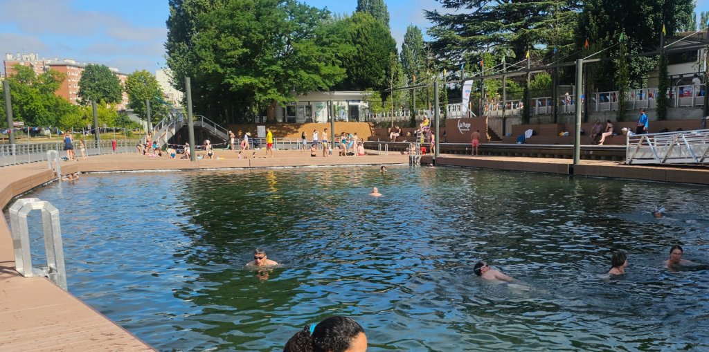 À la plage by Paris Est Marne et Bois 5