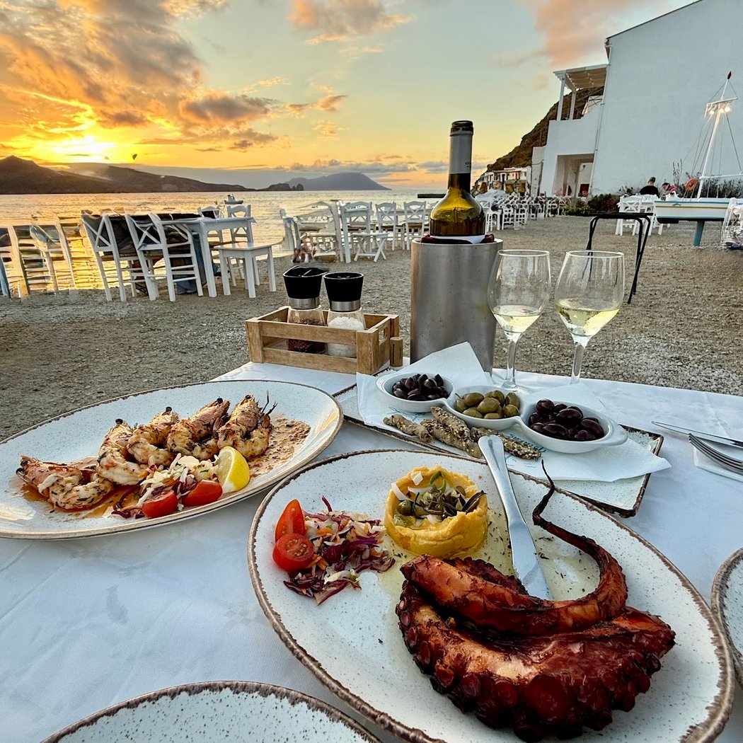 Astakas Cafe Restaurant 1