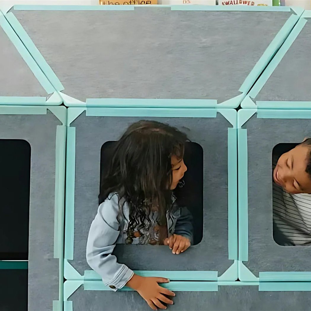 Magnetic Panel Building Adventure 1