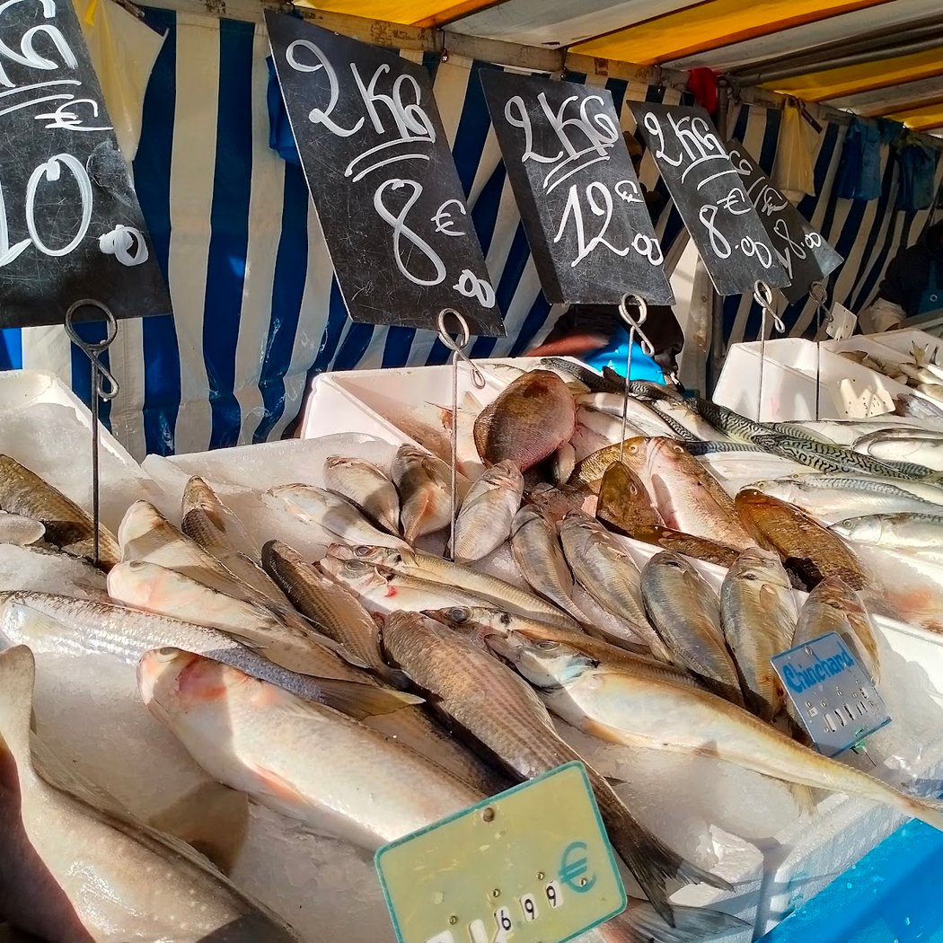 Marché Hebdomadaire d'İvry-sur-Seine 3