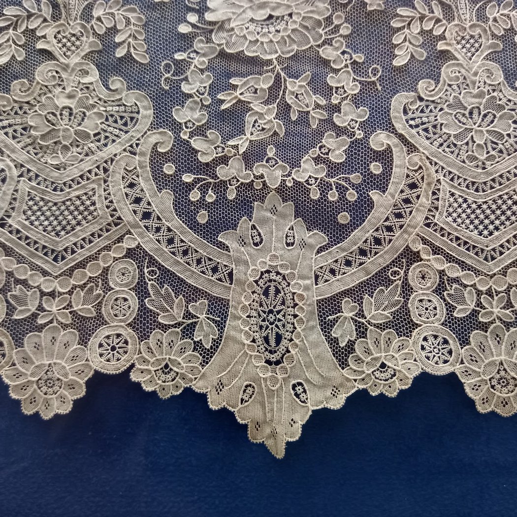 Museum of Fine Arts and Lace 1