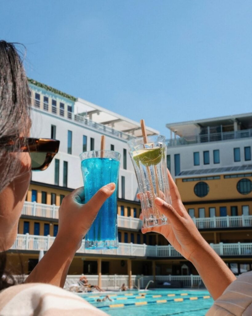 Le Parchamp Table, Rooftop & Bar 3