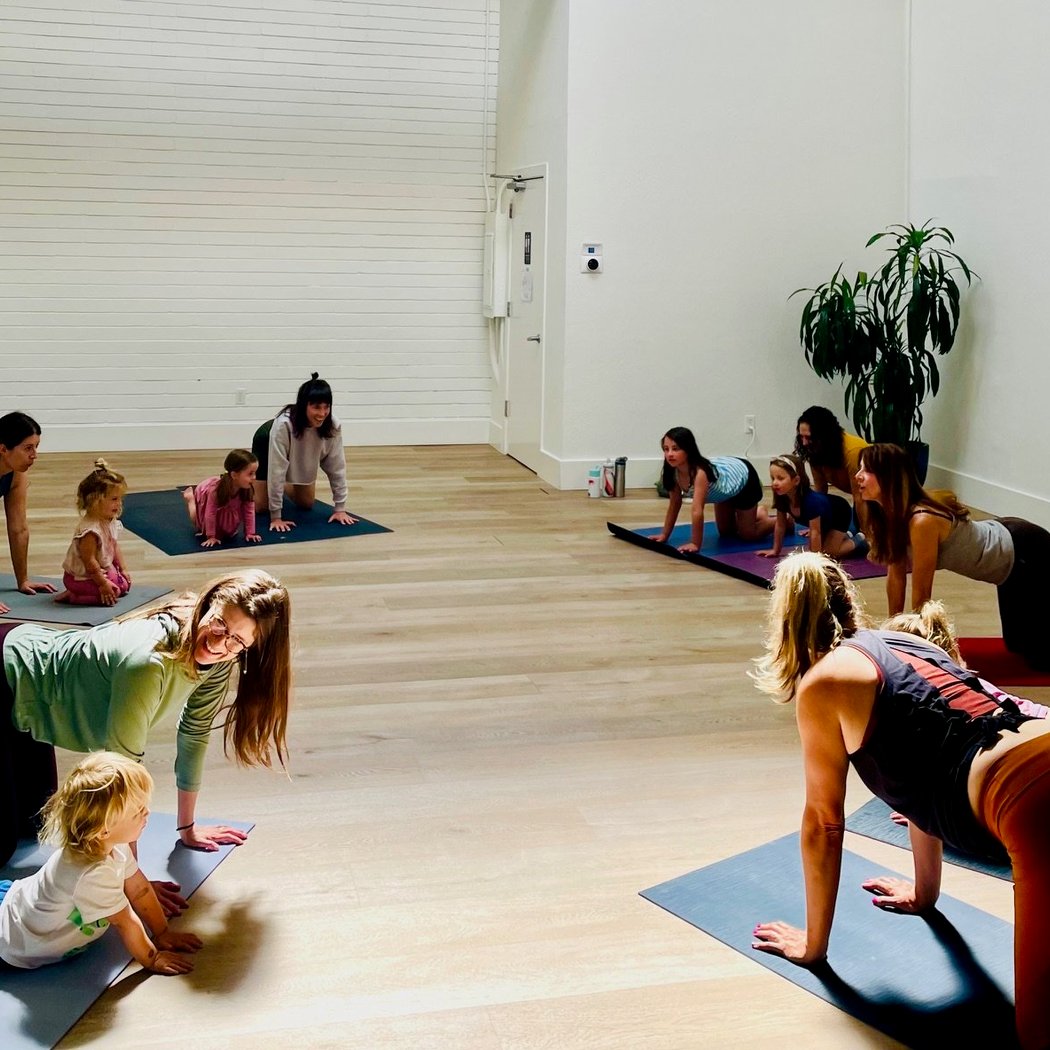 Family Yoga Class with Michelle Wing and IYK 1